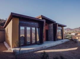 Casa Marron Valle de Guadalupe，位于瓜达鲁佩镇的酒店