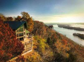 Eagles Landing- 5 bedroom 5 bath sleeps 15 Hot Tub