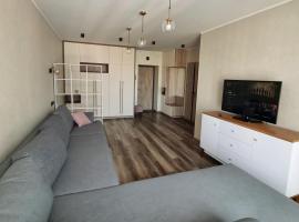 Dream Town,залізничний вокзал，位于卢茨克的自助式住宿