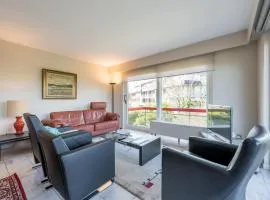 Hawthorn 1-3 g Spacious and stylishly furnished apartment near the sea