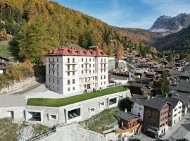 Grand Hotel du Cervin - Auberge de jeunesse et spa，位于圣吕克的酒店