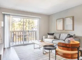 Sunnyvale 2BR w Gym Pool Courts nr Tech HQs SFO-372