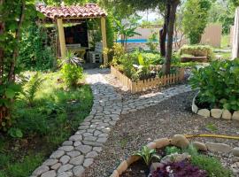 Guesthouse Cottage，位于克瓦雷利的酒店
