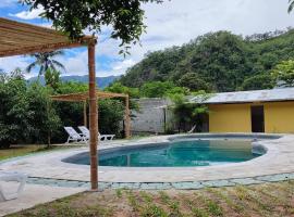 Pampa Bella Lodge，位于拉梅尔塞的酒店