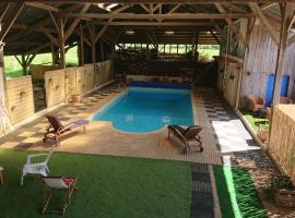 chambres d'hôtes proche saint Malo et mont saint Michel，位于La Boussac的酒店