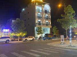 KHÁCH SẠN Biển Xanh，位于Kinh Dinh的酒店