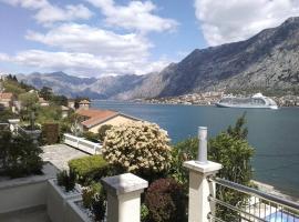 Two bedroom Apartment in Kotor Bay，位于Muo的低价酒店