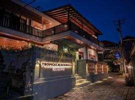 Tropical Beach House Bali，位于塞米亚克的带泳池的酒店
