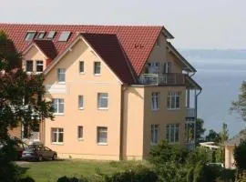 Villa Bergfrieden - Ferienwohnung 45426