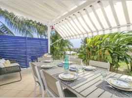 Villa Mango 150 mètres plage à pied，位于圣吕斯的酒店