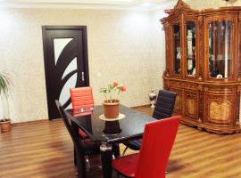 guest house guru，位于库塔伊西的酒店