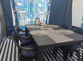 Paradise Camp，位于赫尔的酒店