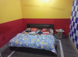 OYO 81242 Hotel Paradise，位于密拉特的酒店