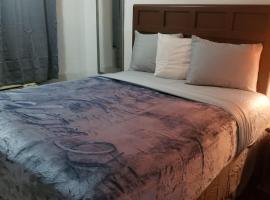 OSU 2 Queen Beds Hotel Room 230 Wi-Fi Hot Tub Booking，位于斯蒂尔沃特的酒店