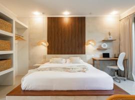 Designer Studio Emy Sanur，位于沙努尔的带停车场的酒店