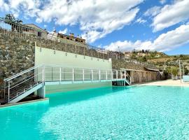 Borgo dei Fiori - Sea Spa & Pool，位于Magliolo的酒店