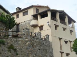 Casa Campo, Casa Rural entre Jaca y Ansó，位于Biniés的酒店