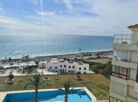 Penthouse Vistamar Torrox Costa，位于托罗克斯的公寓