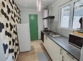 Family flat Stade de France airport CDG Le Bourget "Appart'7"