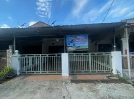 Huda Homestay Bandar Tanah Merah