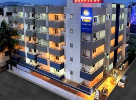 Arra Suites kempegowda Airport Hotel，位于德瓦纳哈利-班加罗尔的酒店