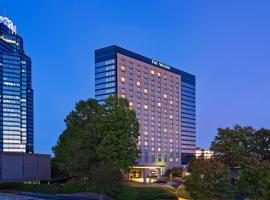 亚特兰大北市区威斯汀酒店，位于亚特兰大的带停车场的酒店
