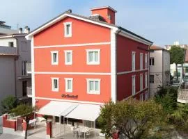 Echotel