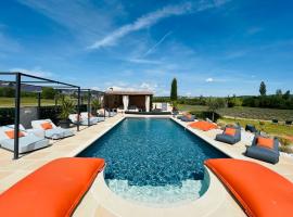 La Bastide des Bourguets Adults Only, Mont Ventoux，位于萨路特德沃克吕兹的酒店
