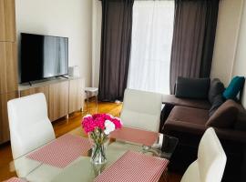 Apartment Hurka - 15 min do centra, garaz，位于布拉格新布托维斯地铁站附近的酒店