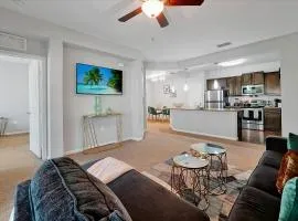 Loftly Luxury Modern Oasis 2BR 2BA apartment Windermere FL, near Disney, Universal Studios, Magic Kingdom, Pool, Gym, Patio, free cable, wifi, free parking, gym, Alexa, lake, gated community, spacious closets, close to shops and mall