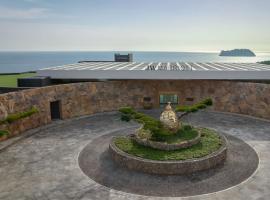 JW Marriott Jeju Resort & Spa，位于西归浦市的酒店