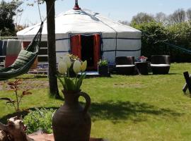 T'eiberveld Yurt verhuur Noord-Sleen，位于Noord-Sleen的酒店