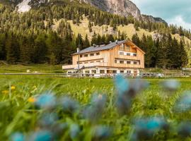 Chalet Alpenrose，位于米苏丽娜的酒店