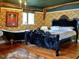 Huge & Deluxe 600 Year Old Essex Manor House