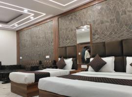 HOTEL SINGH CONTINETAL，位于新德里Delhi Sarai Rohilla Railway Station附近的酒店