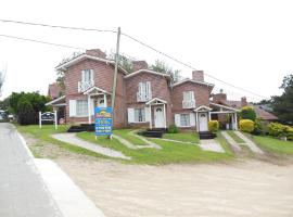Cabañas Valeria Kaupe，位于瓦勒里亚德玛的酒店