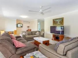 Gone Coastal - Three Bedroom Unit