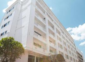 G9 Hotel Dannok，位于Ban Khlong Phruan的酒店