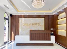 Daily Hotel Halong，位于下龙湾白雀港的酒店