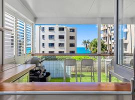 Luxury Coastal Retreat，位于库鲁姆海滩的酒店