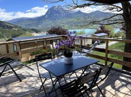 Mobil-Home Baie Saint-Michel, Serre-Ponçon，位于绍尔日的酒店