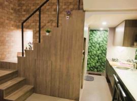Freja House @ Central BSD，位于萨姆波罗的酒店