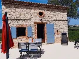 Le Cabanon des Lavandes entre Mont Ventoux et Luberon