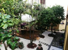 卢西纳拉克尔特酒店，位于Terralba的酒店
