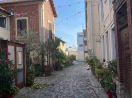 2 pièces de 38m2 à Joinville le Pont prés de Paris et Disney，位于桥连城的酒店