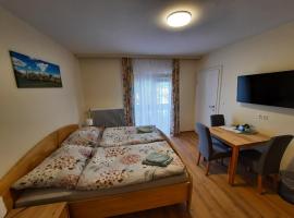 Kirchenwirt，位于Kaumberg的酒店