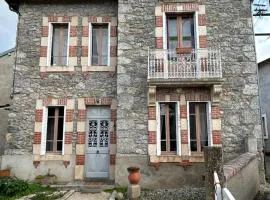 Maison mitoyenne dans quartier calme
