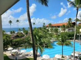 Estúdio equipado Marulhos com varanda, vista de mar e parque aquático, à beira-mar mar de Muro Alto, com wi-fi, restaurante, estacionamento e a 10' de Porto de Galinhas