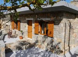 Mountain House Perampela