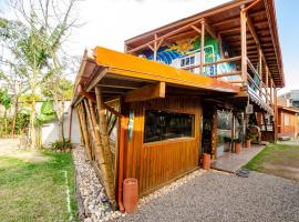 Hostel Quintal do Rosa，位于普腊亚罗萨的酒店